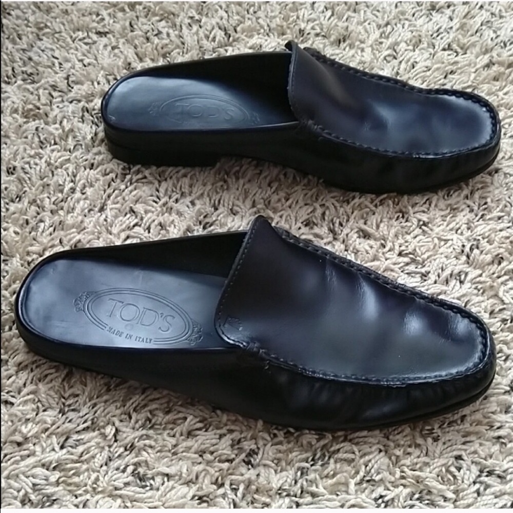 Tod’s Leather Loafer Mules / Slides